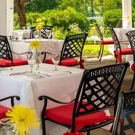 Ashby Inn & Restaurant Paris Екстериор снимка