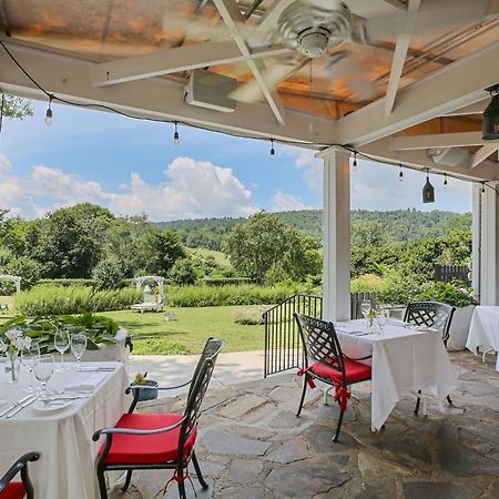 Ashby Inn & Restaurant Paris Екстериор снимка