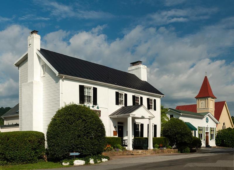 Ashby Inn & Restaurant Paris Екстериор снимка